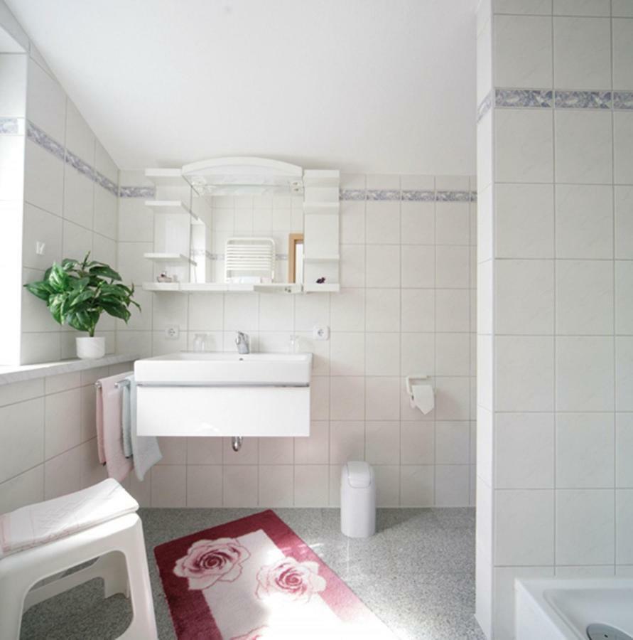 Ferienwohnung Sabrina โอเบอร์สเทาเฟิน ภายนอก รูปภาพ